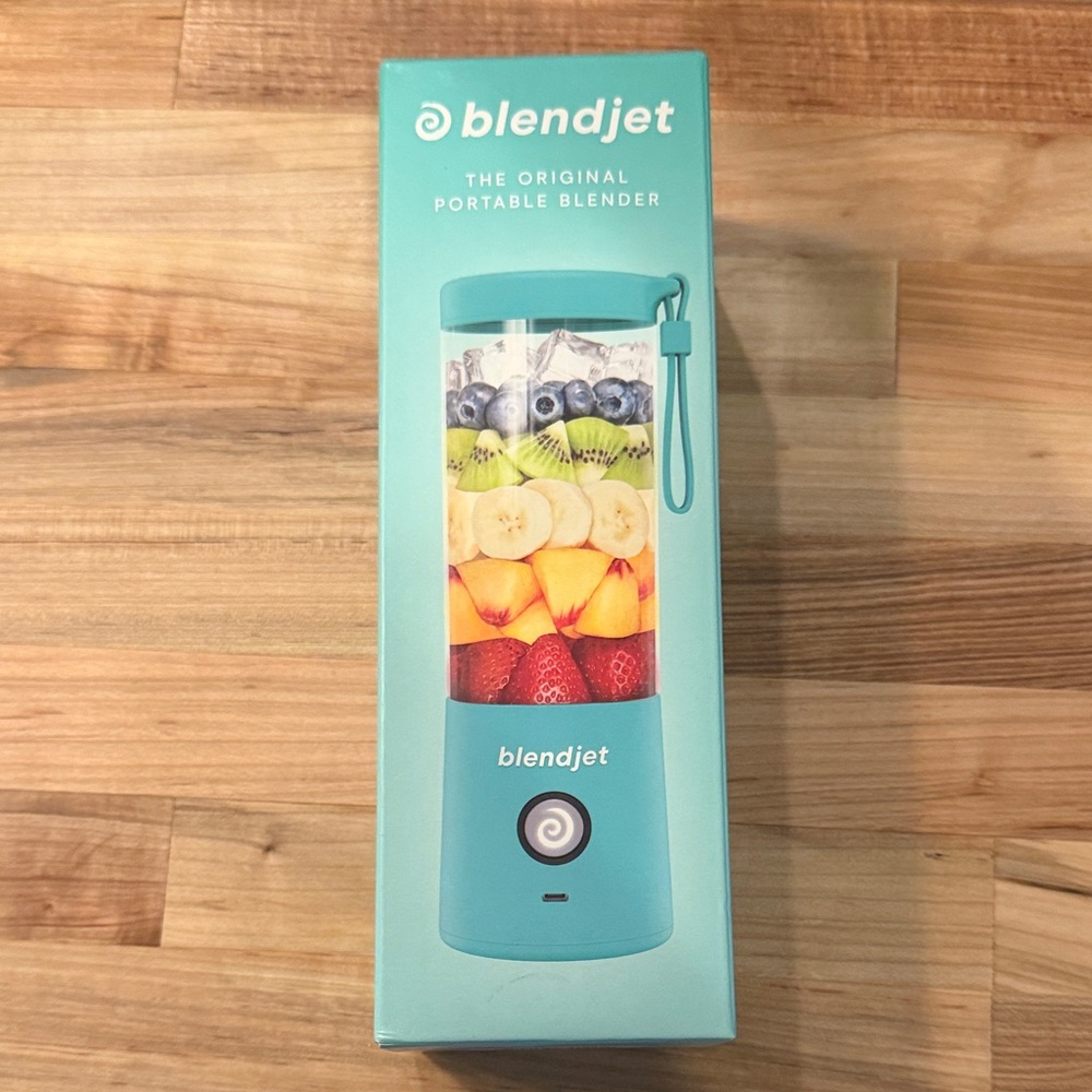 BlendJet Portable Blender in Teal - Cordless Personal Mixer